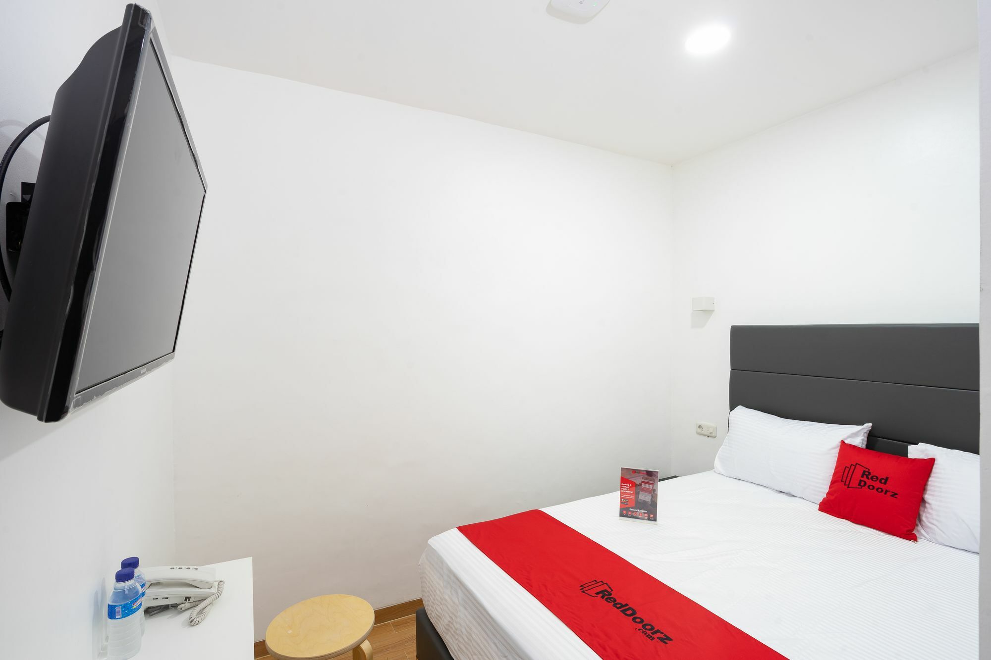 Reddoorz Plus @ Danau Sunter Utara Джакарта Экстерьер фото